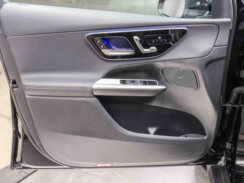 Certified 2026 Mercedes-Benz GLC 300 image 27