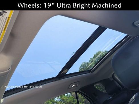 Used 2018 Chevrolet Equinox Premier AWD/4WD image 22
