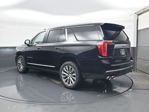 Used 2021 GMC Yukon Denali w/ Denali Premium Package image 5