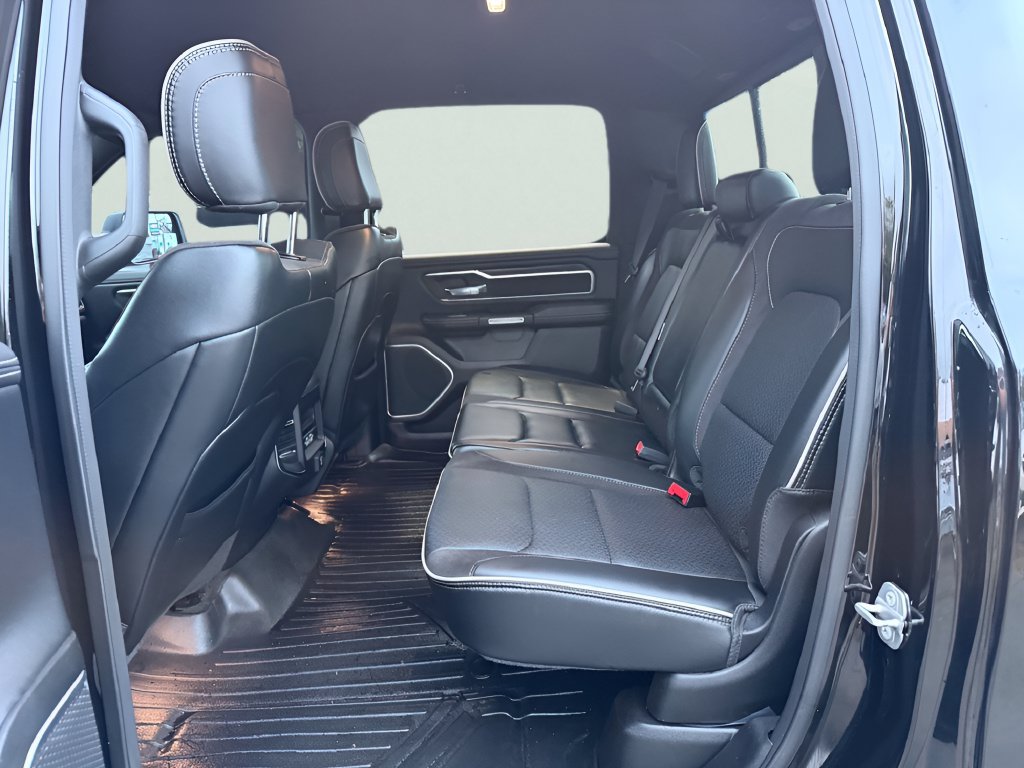 Used 2023 RAM 1500 Laramie AWD/4WD image 28
