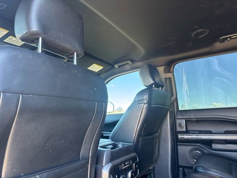 Used 2018 Ford Expedition Max XLT w/ Equipment Group 202A image 26