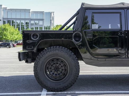 Used 2003 HUMMER H1 4-Door Open Top AWD/4WD image 10