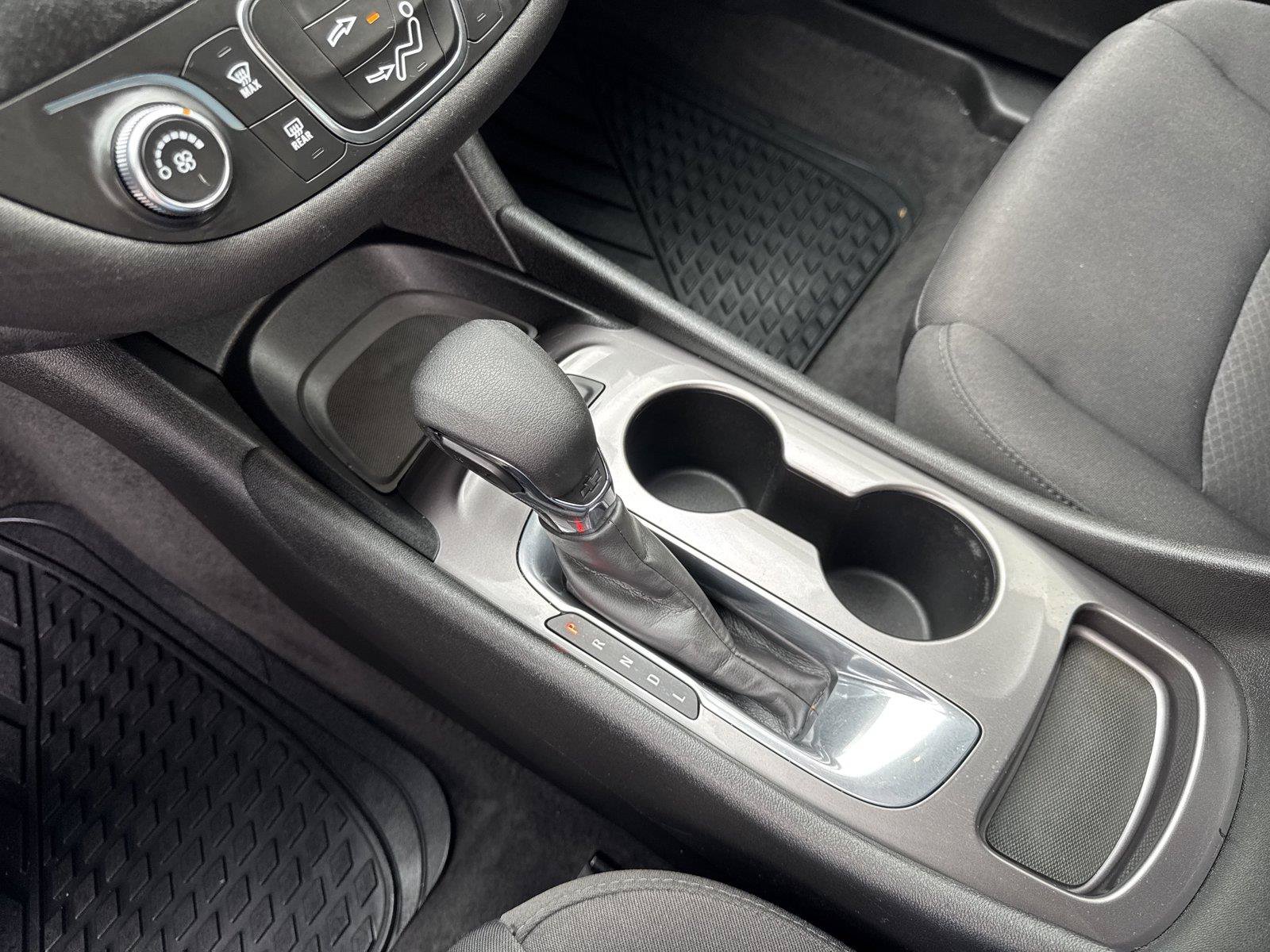 Used 2022 Chevrolet Malibu LS FWD image 21
