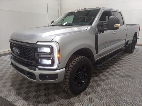 Used 2024 Ford F250 XLT w/ XLT Premium Package AWD/4WD image 1