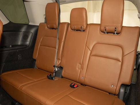 Certified 2023 Nissan Pathfinder Platinum image 12