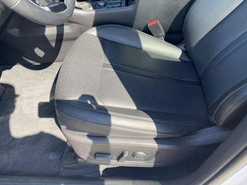 Used 2022 Kia Sorento S w/ Panoramic Sunroof Package image 11