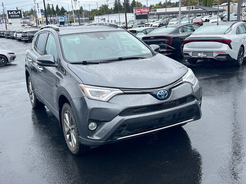 Used 2018 Toyota RAV4 Limited AWD/4WD image 7