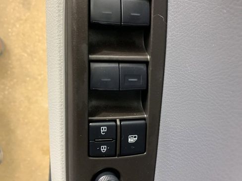 Used 2022 Toyota Camry SE image 17