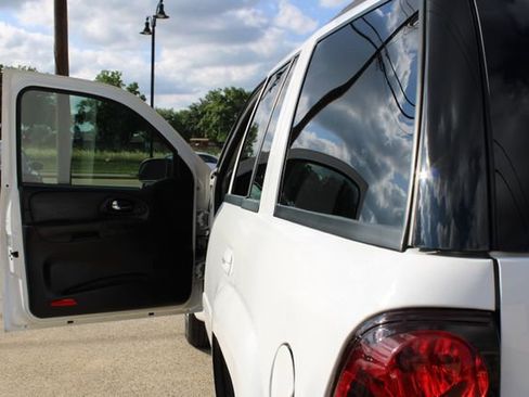 Used 2007 Chevrolet TrailBlazer LT RWD image 9