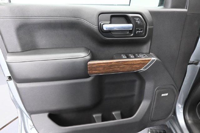 Used 2021 Chevrolet Silverado 1500 High Country w/ Technology Package RWD image 28