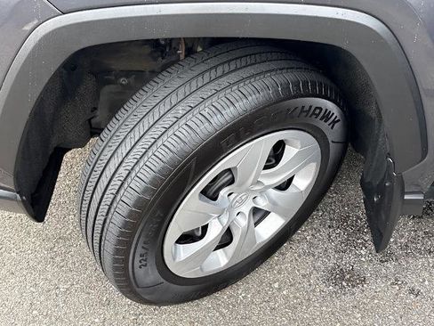 Used 2023 Toyota RAV4 LE image 23