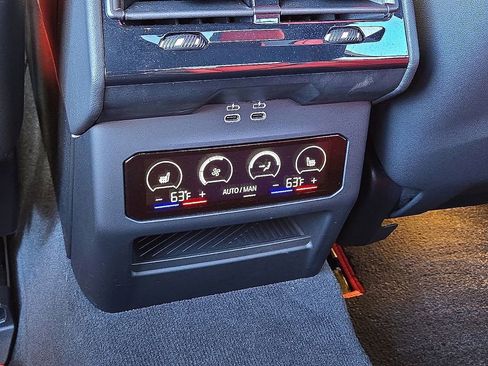 Used 2026 BMW M5 w/ Carbon Package image 15