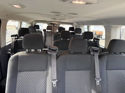 Used 2023 Ford Transit 350 XL image 25