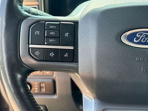 Used 2024 Ford F250 Lariat w/ Black Appearance Package AWD/4WD image 21
