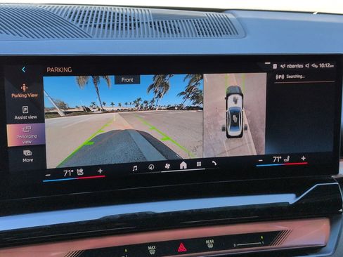 Used 2025 BMW i5 eDrive40i w/ Premium Package image 24