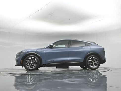 Used 2023 Ford Mustang Mach-E Premium AWD/4WD image 55