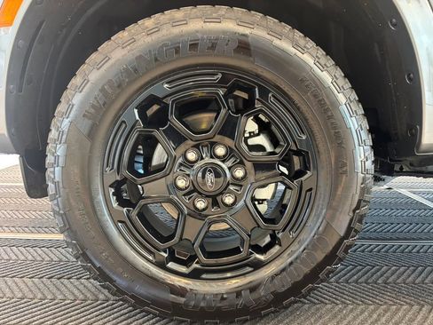 Used 2025 Ford Ranger XLT AWD/4WD image 11