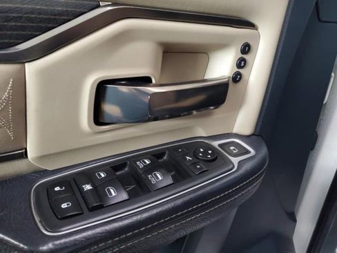 Used 2019 RAM 2500 Limited AWD/4WD image 15