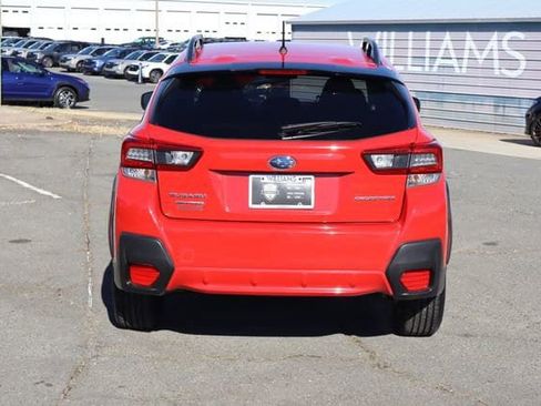 Certified 2023 Subaru Crosstrek 2.0i image 7