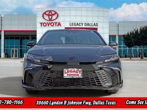 Used 2026 Toyota Camry SE w/ Convenience Package FWD image 6