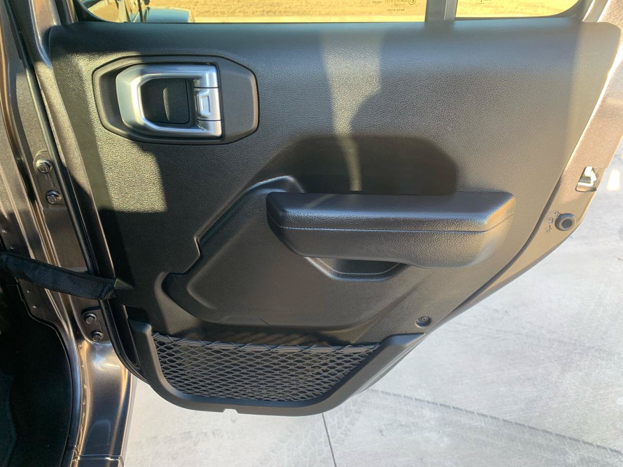 Used 2022 Jeep Gladiator Sport AWD/4WD image 15
