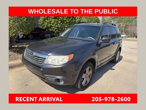 Used 2010 Subaru Forester 2.5X Limited image 1