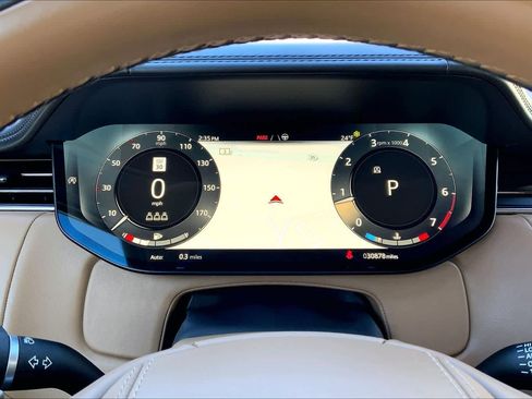 Used 2023 Land Rover Range Rover Autobiography image 25