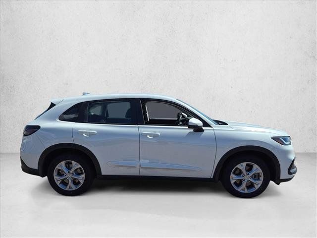 Used 2024 Honda HR-V LX image 4