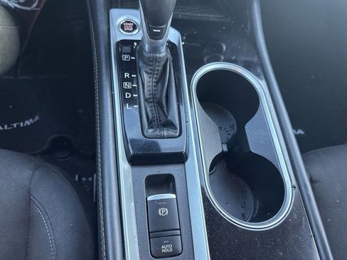 Used 2023 Nissan Altima 2.5 SV w/ SV Premium Package image 23