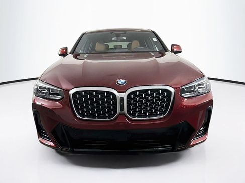 Used 2025 BMW X4 xDrive30i AWD/4WD image 2