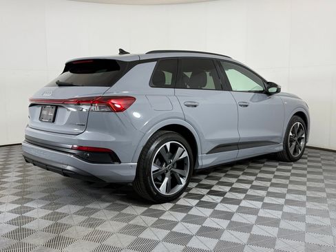 Used 2024 Audi Q4 e-tron Premium Plus w/ Premium Plus image 9