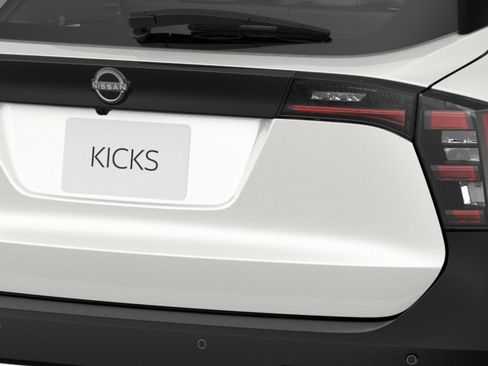 New 2026 Nissan Kicks S FWD image 11