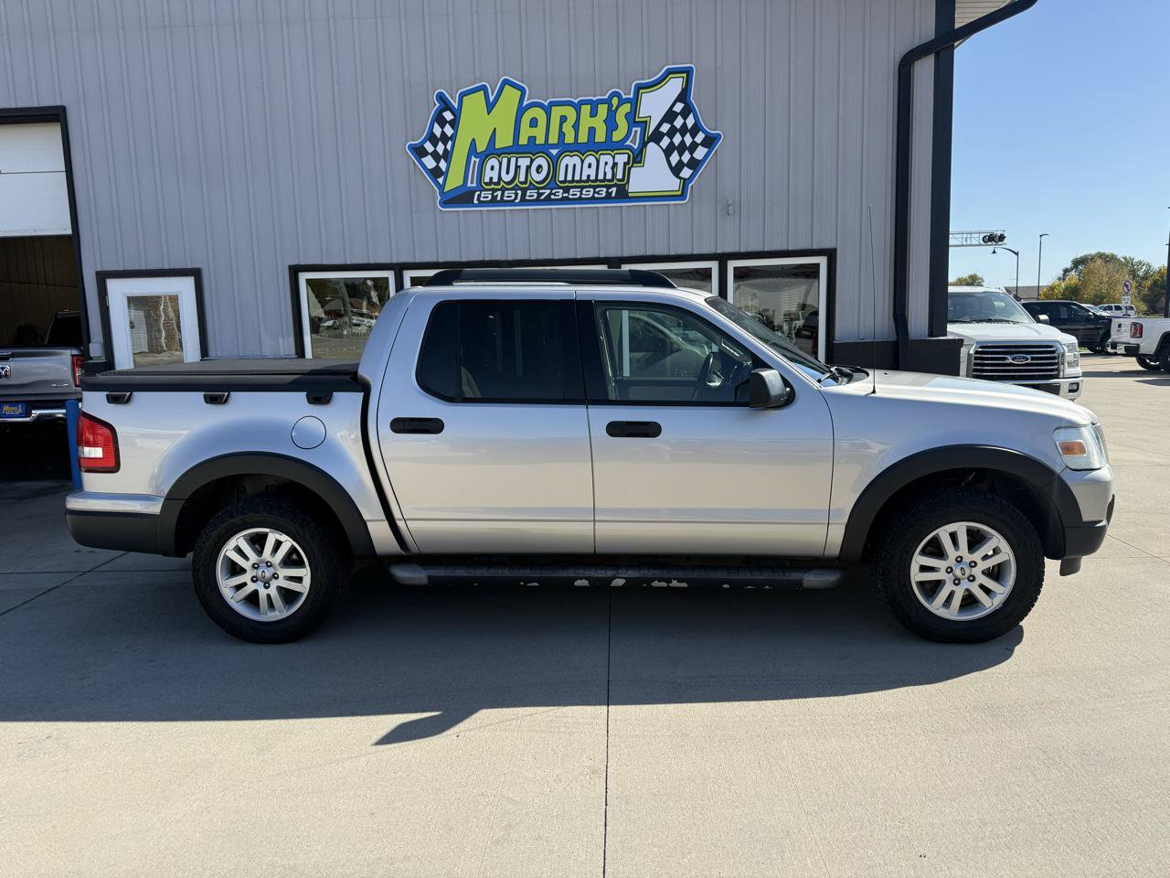 Used 2008 Ford Explorer Sport Trac XLT AWD/4WD image 7
