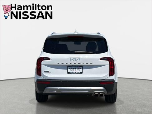 Used 2022 Kia Telluride S AWD/4WD image 3