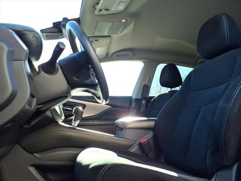 Used 2020 Nissan Murano SV image 24