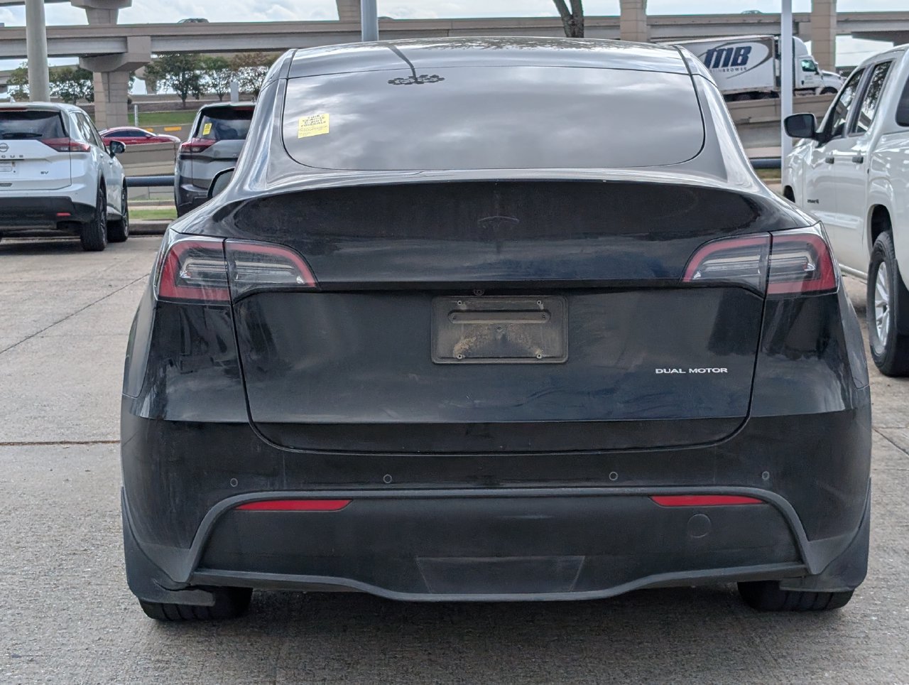 Used 2021 Tesla Model Y Long Range AWD/4WD image 4