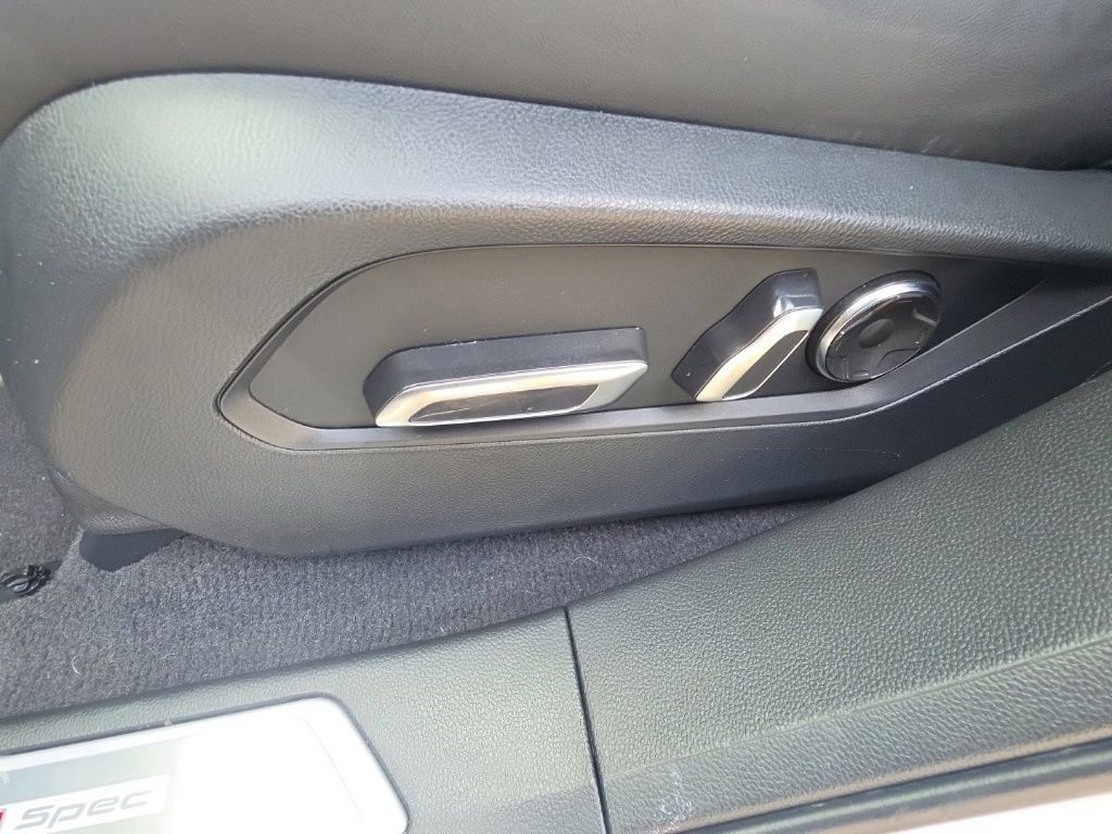 Used 2023 Acura RDX w/ Advance Package FWD image 15