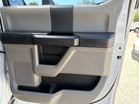 Used 2019 Ford F550 4x4 Crew Cab Super Duty w/ Power Equipment Group image 26