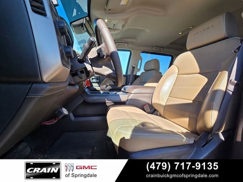 Used 2018 GMC Sierra 3500 Denali w/ Duramax Plus Package AWD/4WD image 24