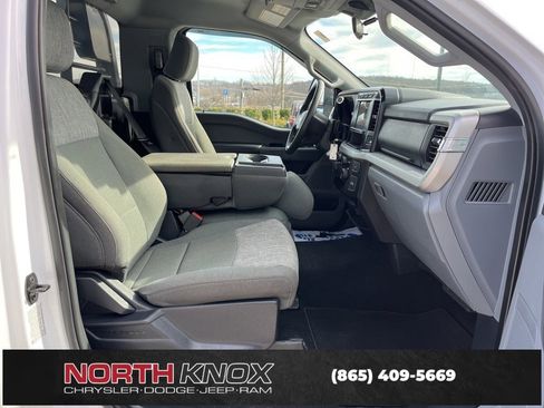 Used 2023 Ford F350 XLT w/ Snow Plow Prep Package image 16