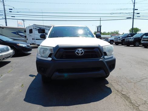 Used 2014 Toyota Tacoma 2WD Access Cab image 15