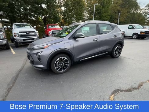 Certified 2023 Chevrolet Bolt EUV Premier w/ Sun & Sound Package image 4