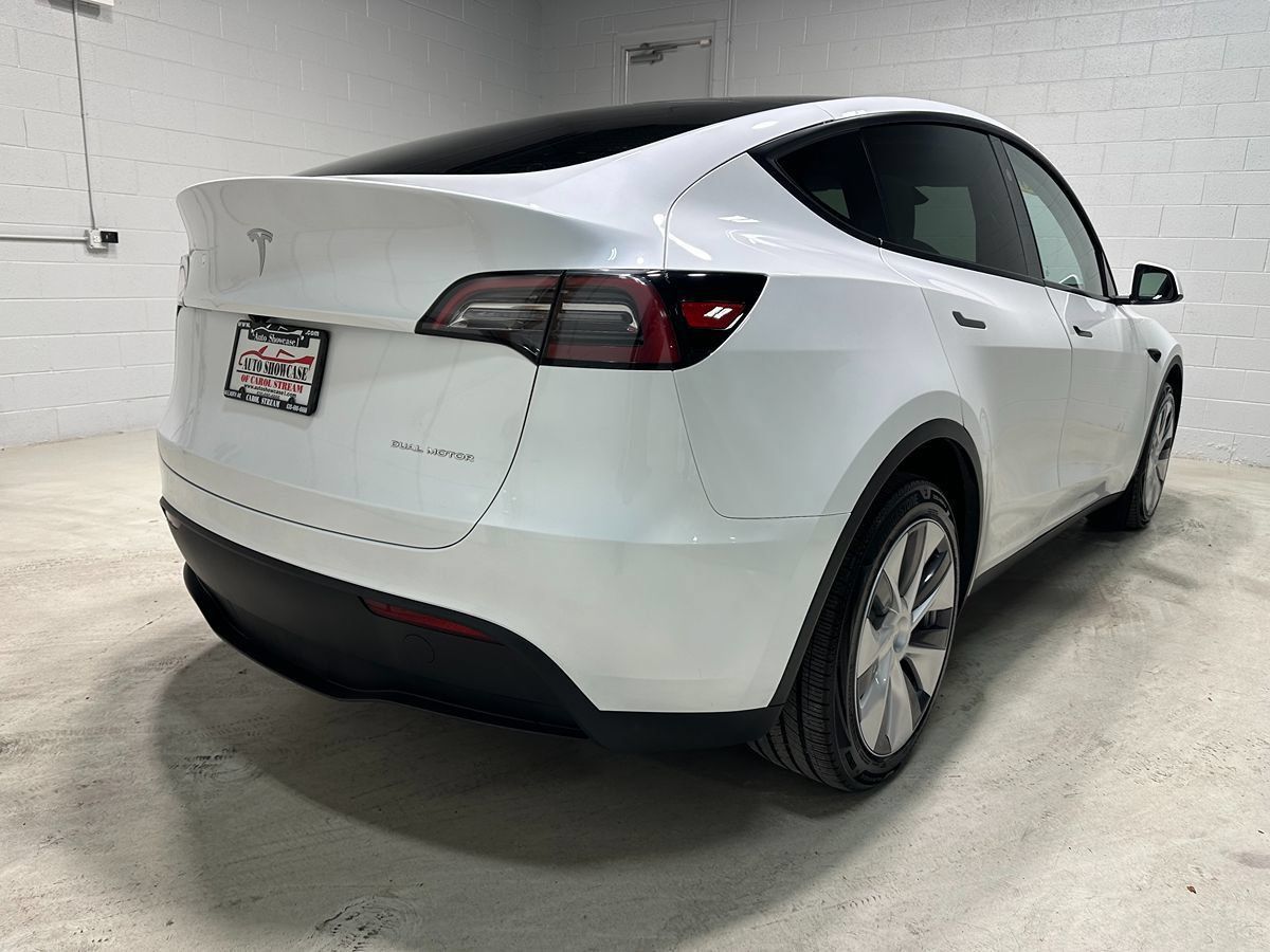 Used 2023 Tesla Model Y AWD image 5