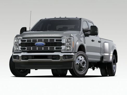 Used 2023 Ford F450 XLT w/ Camper Package image 1
