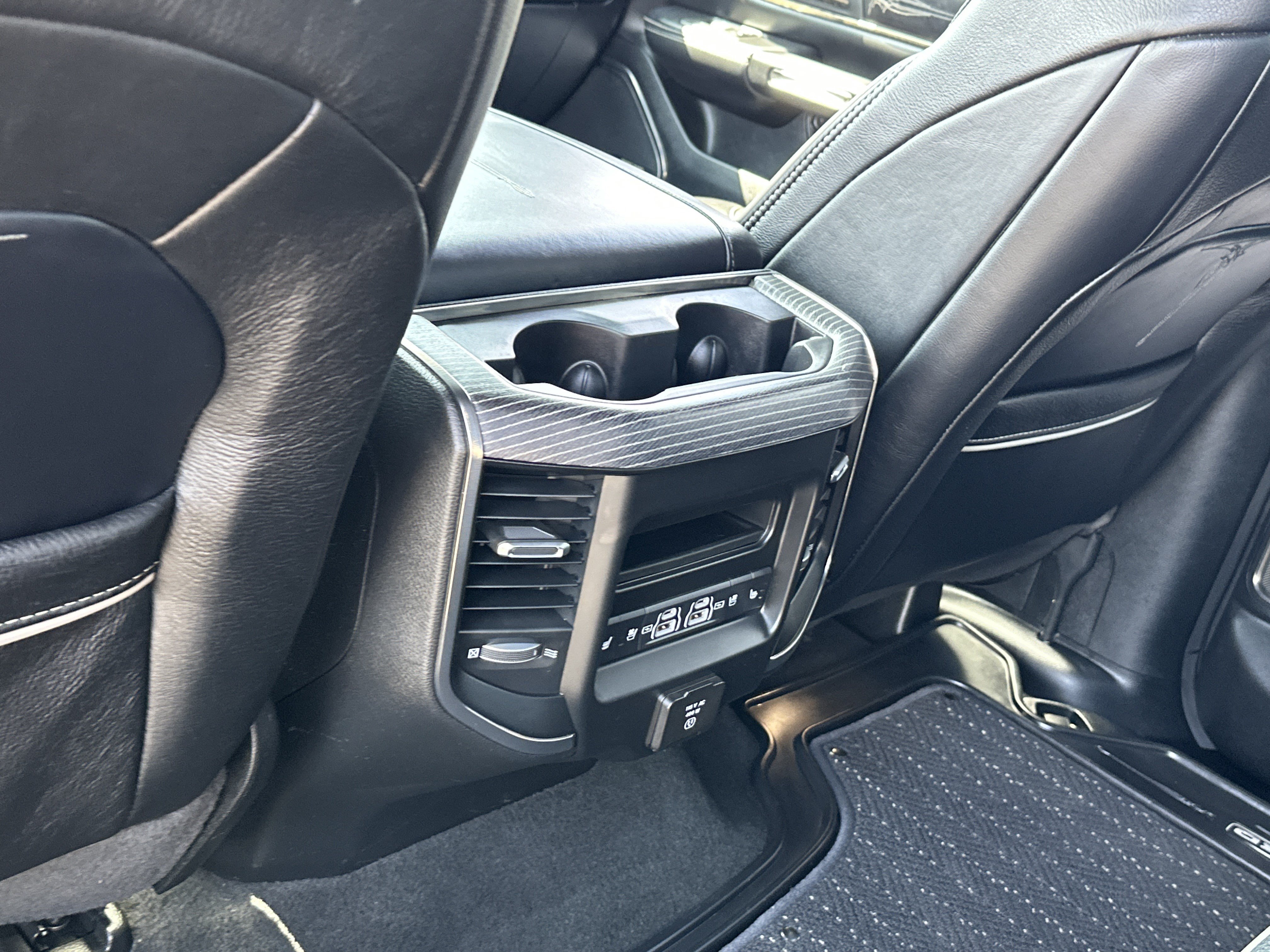 Used 2021 RAM 1500 Limited w/ Night Edition AWD/4WD image 13