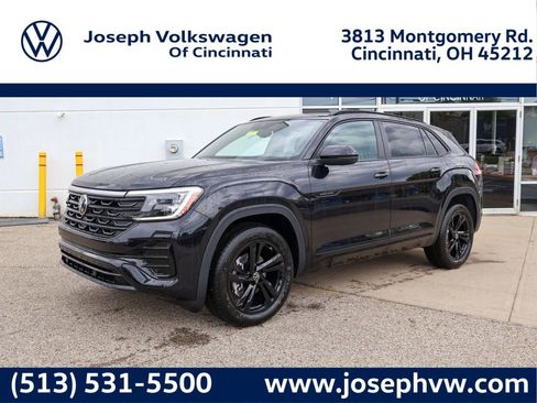 New 2026 Volkswagen Atlas Cross Sport SEL R-Line AWD/4WD image 1