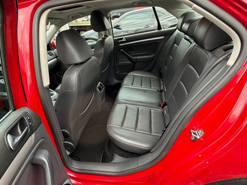 Used 2009 Volkswagen Jetta SEL FWD image 8