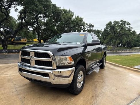 Used 2015 RAM 2500 Tradesman w/ Chrome Appearance Group AWD/4WD image 2