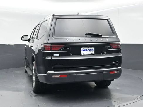Used 2022 Jeep Wagoneer Series II AWD/4WD image 7