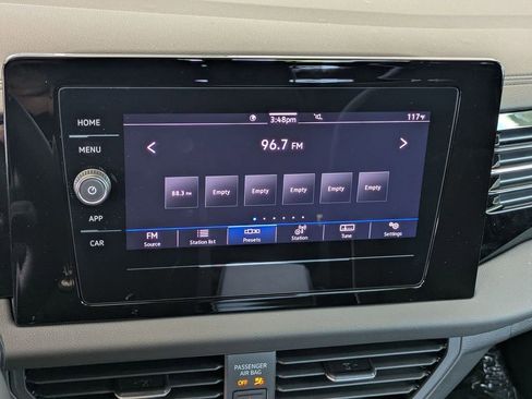 Certified 2025 Volkswagen Jetta Sport FWD image 15